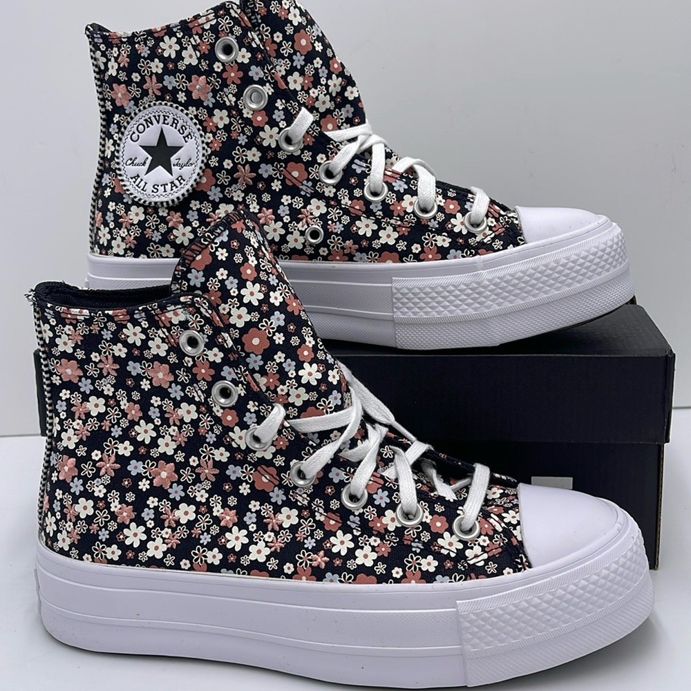 Converse WMNS CTAS LIFT HI
TOTAL ECLIPSE/WHITE A14264C Platforms Sneakers